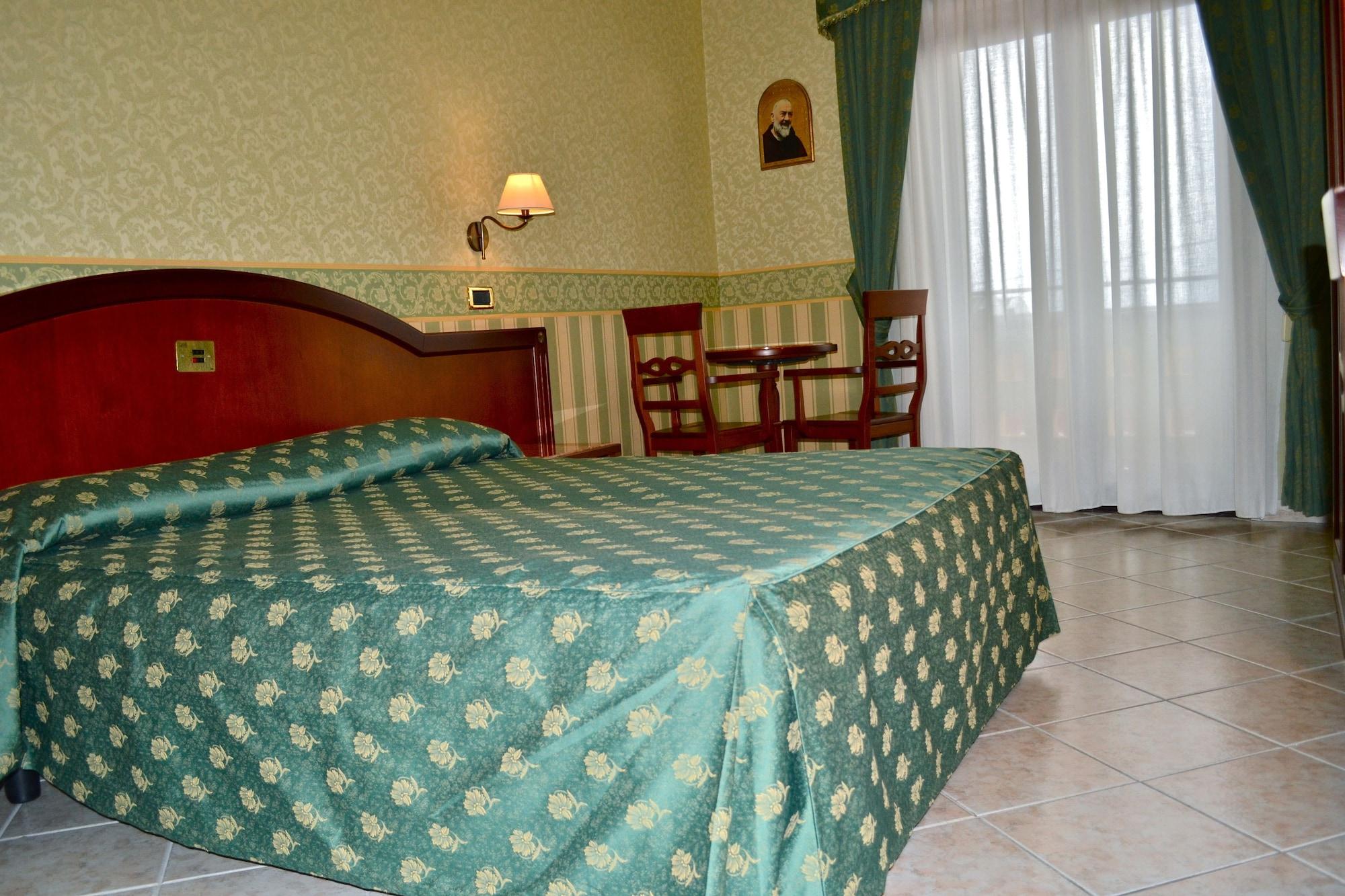 Hotel Valle Rossa San Giovanni Rotondo Luaran gambar