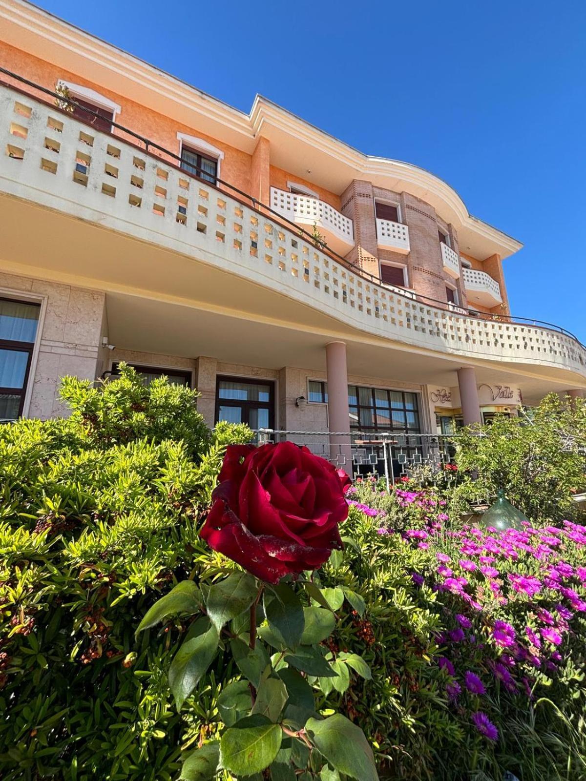 Hotel Valle Rossa San Giovanni Rotondo Luaran gambar