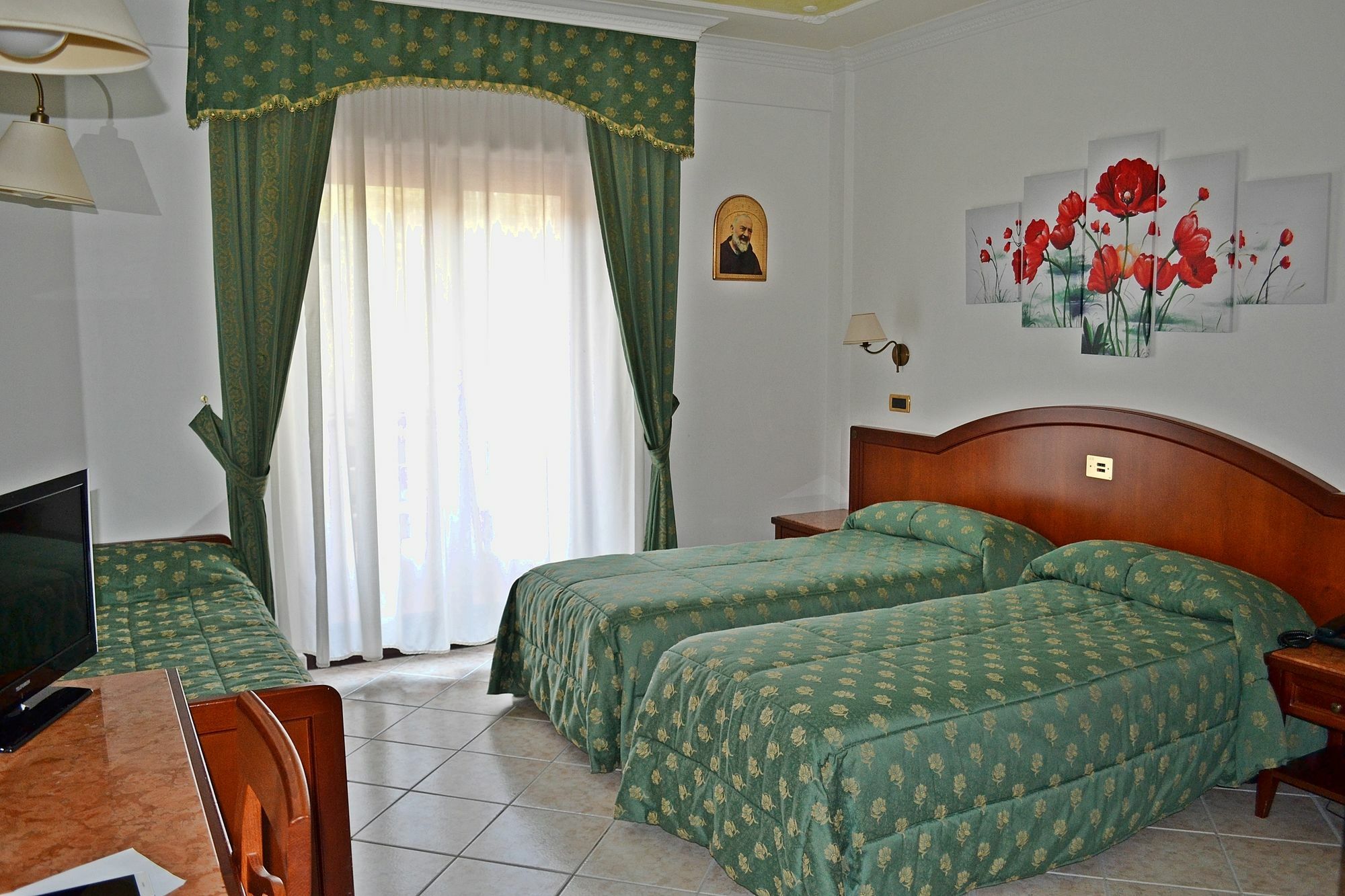 Hotel Valle Rossa San Giovanni Rotondo Luaran gambar